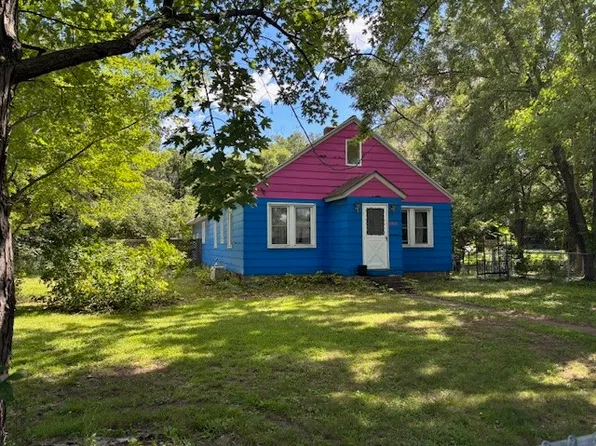 2047 111th Street, Lake Hallie, WI 54729
