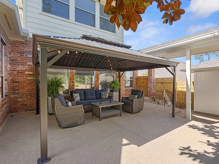 2153 Summit Mist Dr — Photo 42