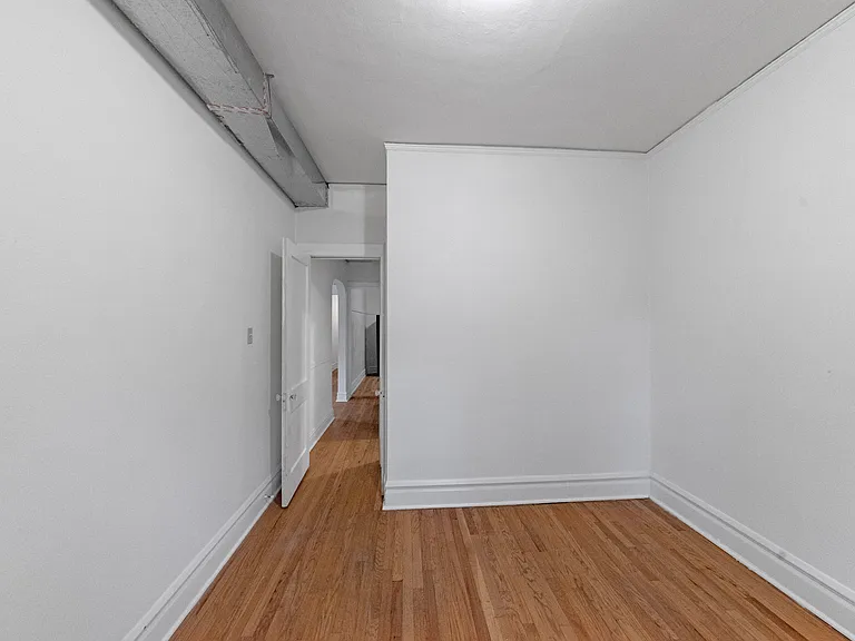 1353 W Catalpa Ave #1 — Photo 12