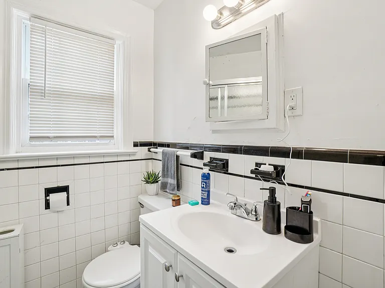 7003 Dartmouth Ave — Photo 5