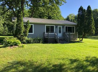 3670 Myrtle Rd, Lakeport, MI 48059