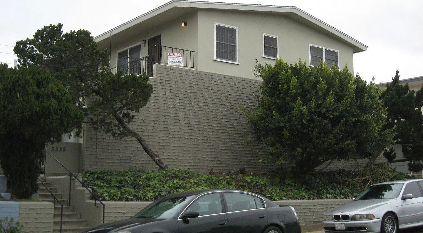 4307 — Photo 2