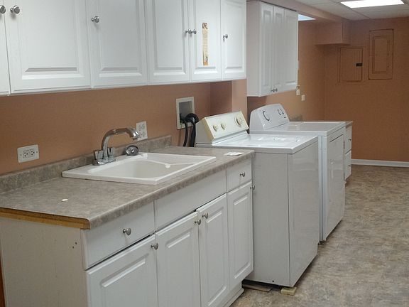 Laundry/crafting/work/office