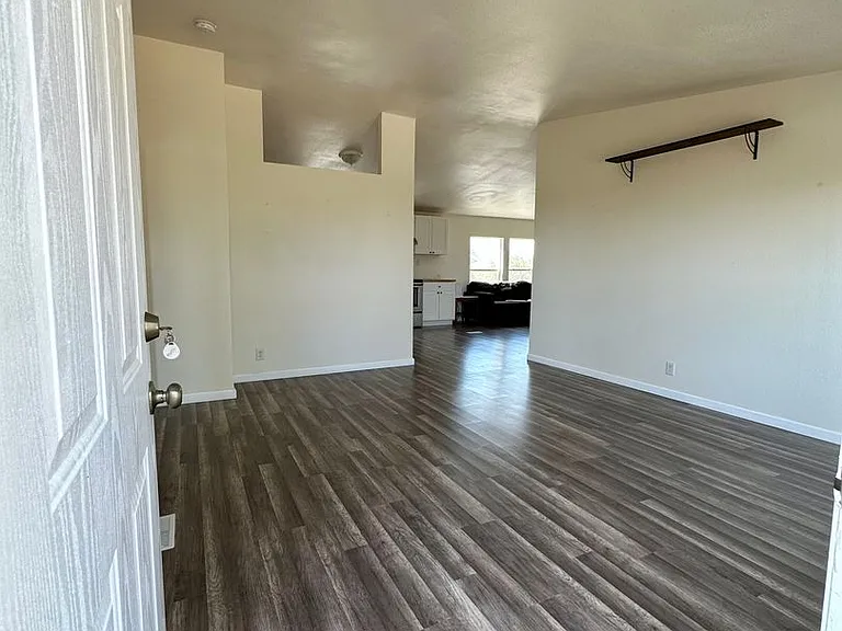 14124 Marsha Way — Photo 5