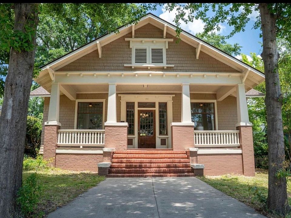 1st image of 144 W Hampton Ave
