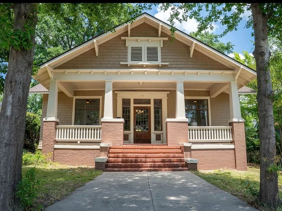 144 W Hampton Ave