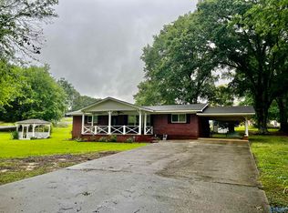 95 N Seneca Dr, Trinity, AL 35673