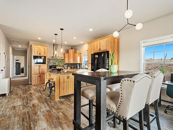 5th image of 62 Rabbit Ears Ct