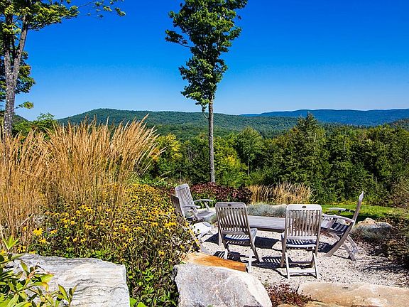 2nd image of 816 Black Bear Road