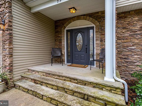 2nd image of 79 Friendship Ln