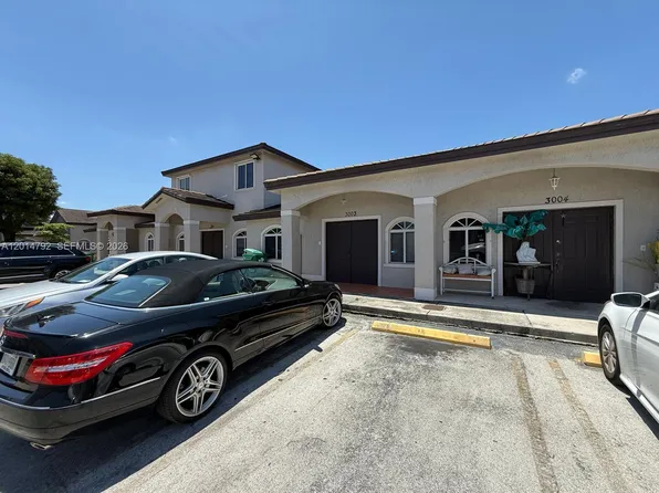 18858 NW 85th Ct, Hialeah, FL