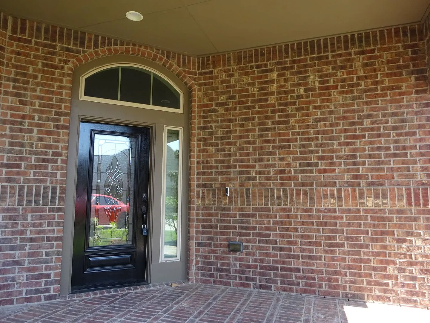 For Home for Lease in Fort Bend - 4 Bed, 3 Bath | 2,809 Sq Ft | The Reserve at Brazos Town Center... — Photo 3