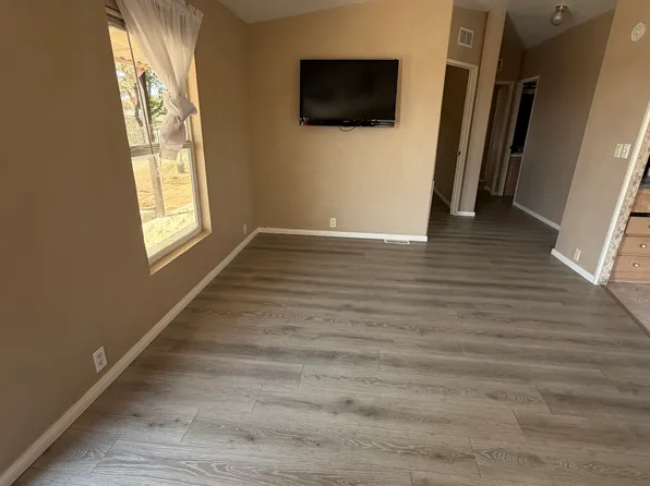 8500 Lakeview Ave #2, Riverside, CA 92509