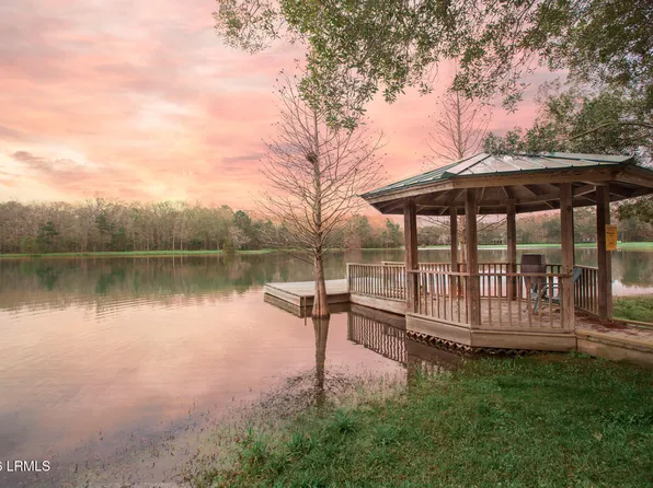 24 Blake Ln, Seabrook, SC 29940