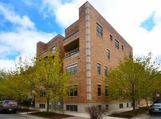 1671 N Claremont Ave #9, Chicago, IL 60647