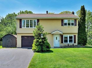 4 Mohawk Ave, Latham, NY 12110