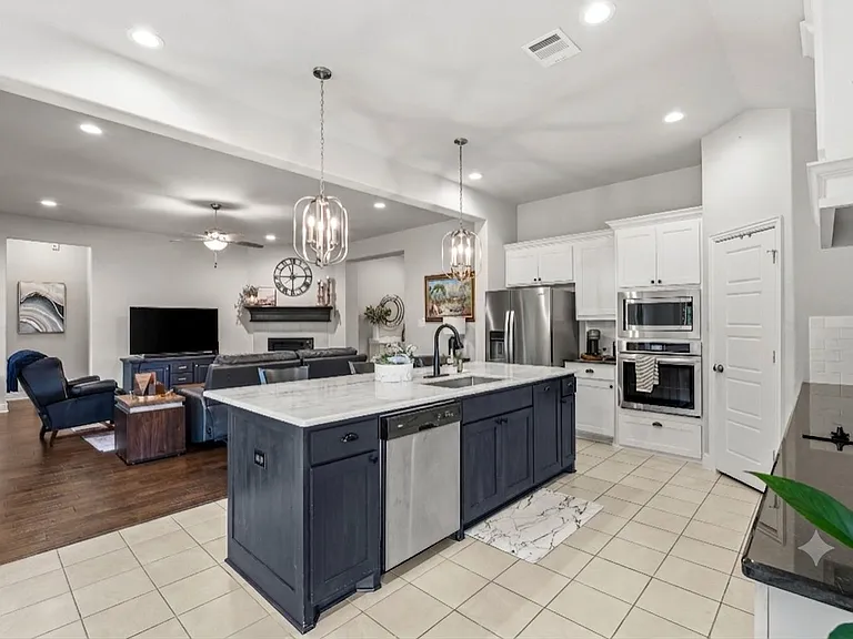 3828 Pine Valley Ln — Photo 22