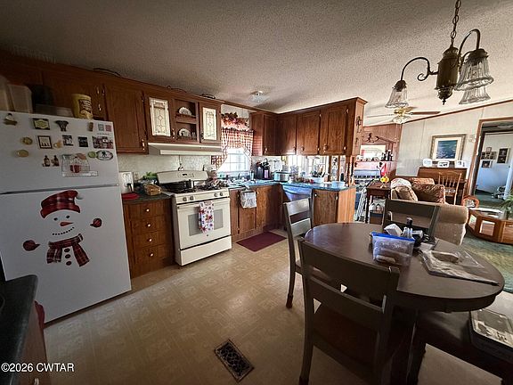 4th image of 362 Burch Rd