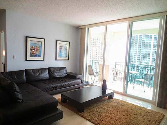 4th image of 17555 Atlantic Blvd #Ts3