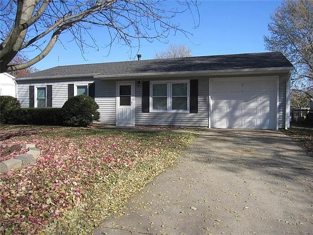 1st image of 3303 Iroquois Ln