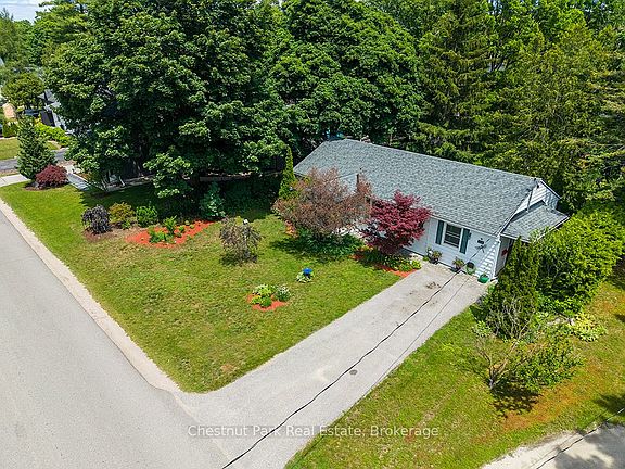 5th image of 333 Oak St