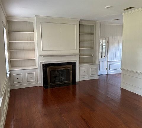 5th image of 125 Holly Dr