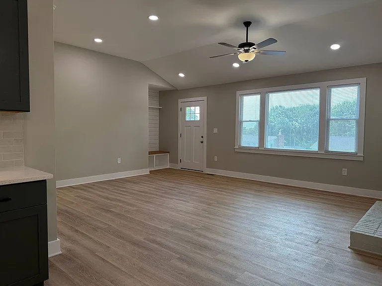 201 Meadors Ave — Photo 15