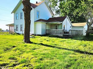 302 West St, North Henderson, IL 61466