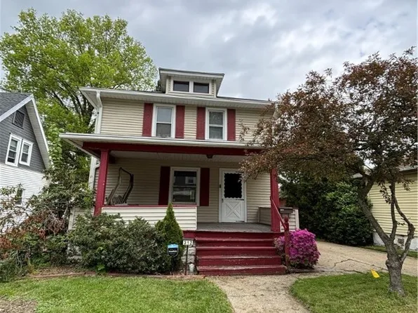 312 S Myers Ave, Sharon, PA 16146