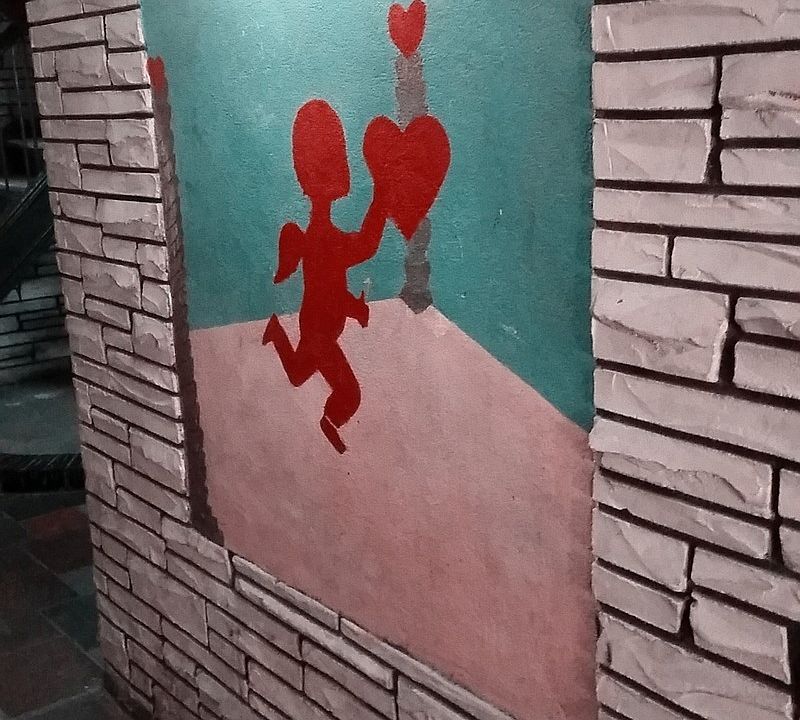 2nd image of 2538 Valentine Ave APT 3C