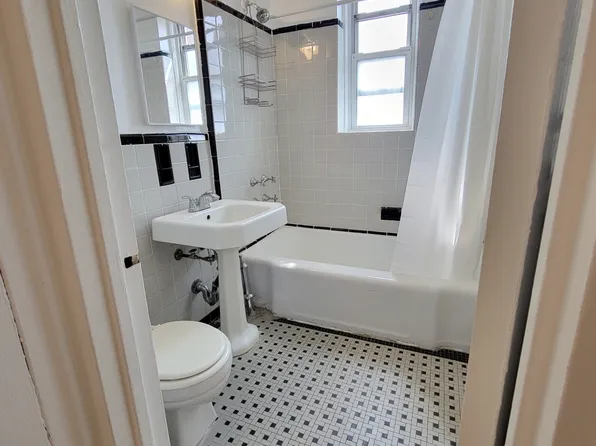 67-28 48th Avenue 3A image 10 of 10