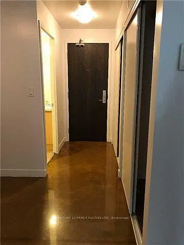 1 bed, $1,899 — Photo 3