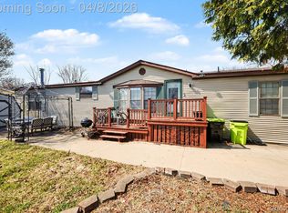 23312 Crystal Dr, Clinton Township, MI
