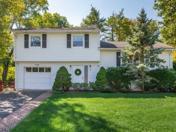 4 Hilltop Dr, Cedar Grove Twp., NJ 07009