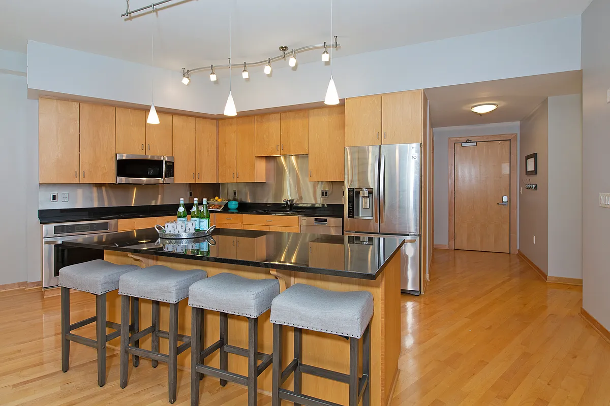 Building Photo - 408 N 1st St #1