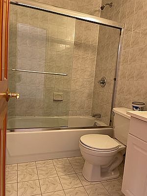 5th image of 23-12 32nd St #2F