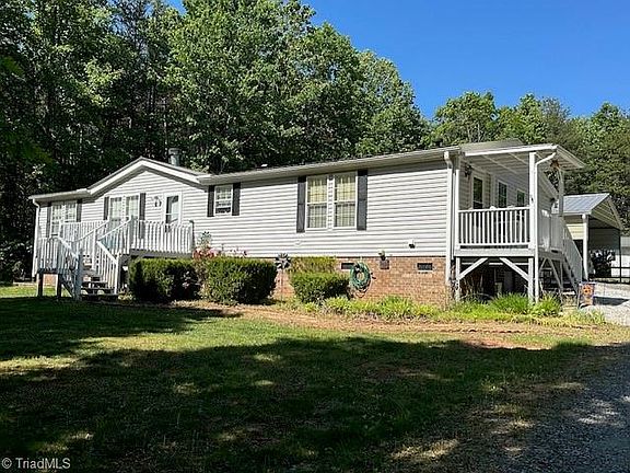 2nd image of 186 Fisher Valley Rd