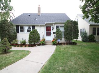1145 California Ave W, Saint Paul, MN 55108