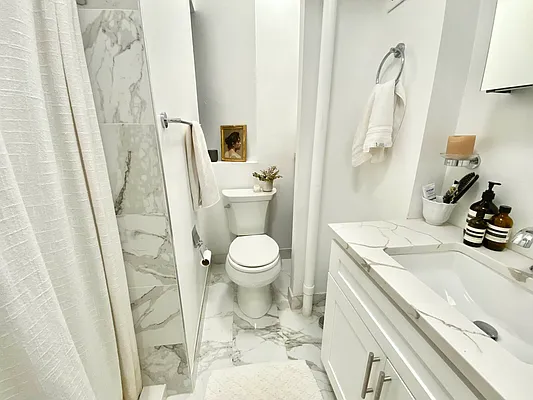 Rented by J PRESTON AND ASSOCIATES INC | media 18