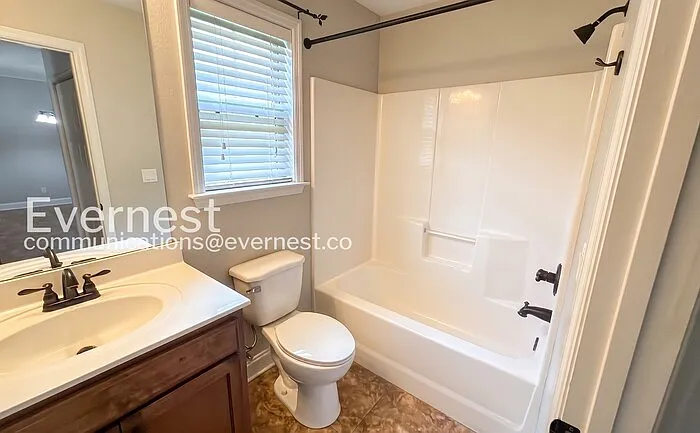 958 Colony Cir — Photo 14