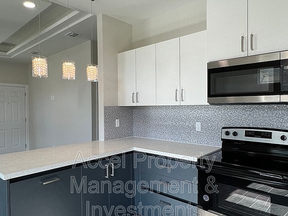 4th image of 1709 Angelica Dr #3