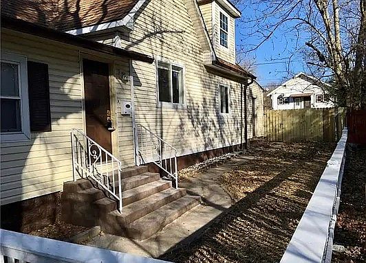 3rd image of 355 N Hamilton Ave #355