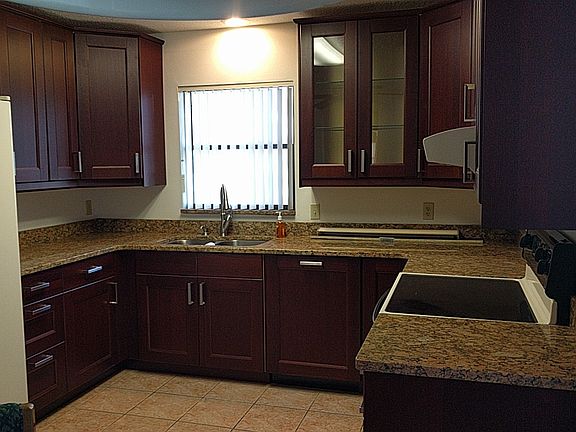 5th image of 6204 Crane Dr