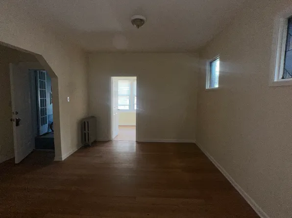 180 Bergen Ave APT 1, Jersey City, NJ 07305