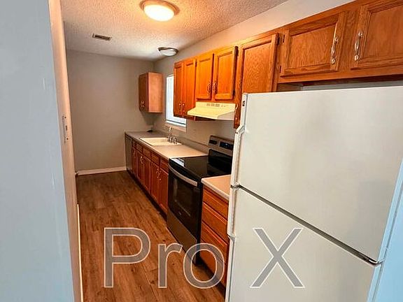 5th image of 419-421 W 16th St