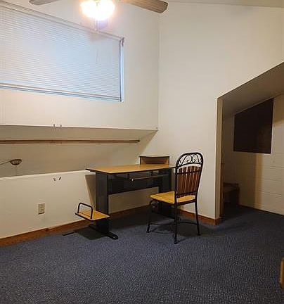 4th image of 707 W Elm St #4
