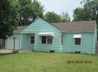 832 N Parkwood Ln, Wichita, KS 67208