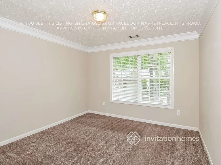2802 Wynhaven Oaks Way — Photo 11