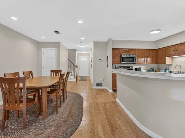 18 Indian Hill Ln Unit 18, Salem, MA 01970