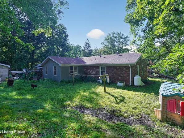 360 Pine Oak Dr, Lebanon Junction, KY 40150